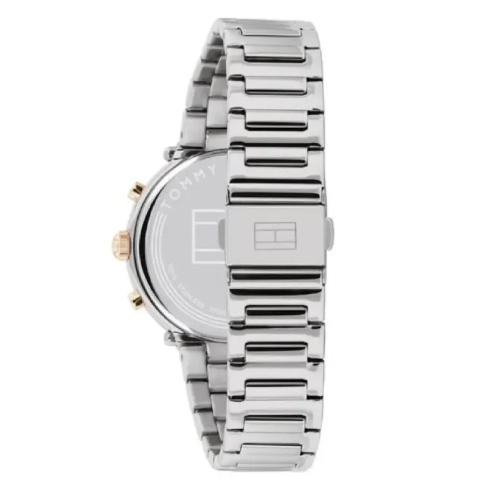 TOMMY HILFIGER 1782348-2 Tommy Hilfigeri hõbedane roostevabast terasest käekell kulddetailidega, minimalistliku numbrilaua ja elegantse lüliketiga.